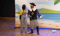 Kartal'da çocukların tatil sevinci: 'Yarıyıl Şenliği' renkli etkinliklerle başladı