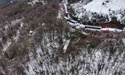 Kartepe'de otobüs şarampole yuvarlandı: 22 yaralı