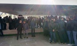 Kocaeli'de forkliftin altında kalan işçi son yolculuğuna uğurlandı