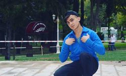 Küçükçekmece'de 2 kişinin hayatını kaybettiği olaya ilişkin silah sesleri kameraya yansıdı