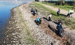 'Mavi Takım' ekibi 16 tonun üzerinde atık topladı