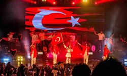 Melis Fis, 1 yılda Türkiye'nin 81 ilinde sahne aldı