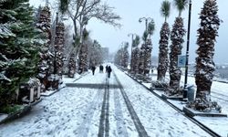 Silivri beyaz örtü ile kaplandı: Kar yağışı havadan görüntülendi
