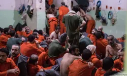 Suriye'den Irak'a nakil: 9 bin IŞİD'liye ne olacak?