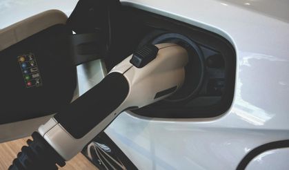 Saniyeler içinde şarj olabilen batarya üretildi