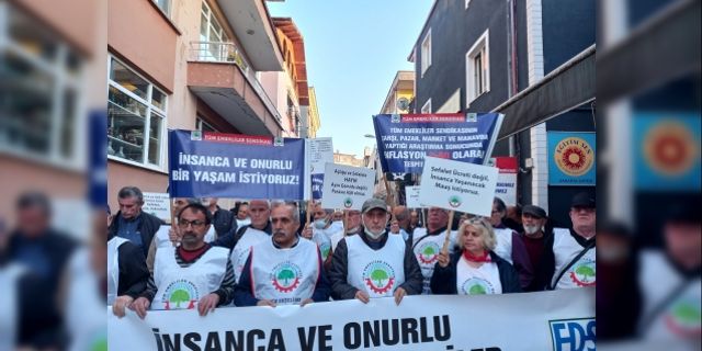 Emekliler Sakarya'dan seslendi: İnsanca onurlu bir yaşam için yollardayız.