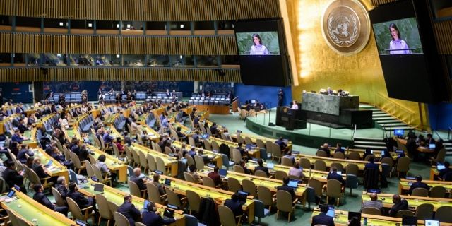 BM Genel Kurulu'ndan Rusya'ya birliklerini çek çağrısı