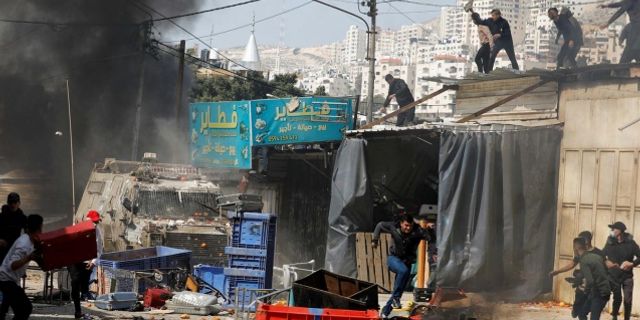İsrail ordusundan Nablus'a operasyon: 10 ölü, 102 yaralı
