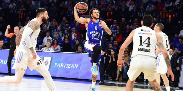 Euroleague: Anadolu Efes - Real Madrid: 90-89