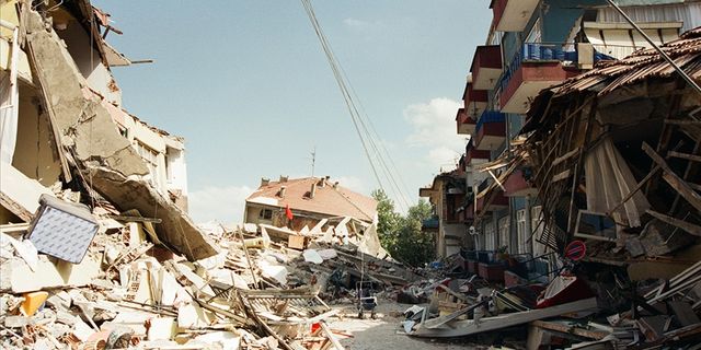 Sakarya'da deprem sonrasına hazırlık çağrısı...
