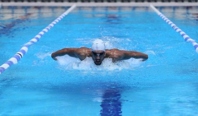 Milli yüzücü Hüseyin Emre Sakçı, Avrupa şampiyonu oldu!
