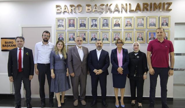 RTÜK Başkanı Şahin Sakarya Barosu’nu ziyaret etti