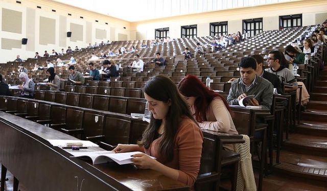 Eğitim fakültelerinde kontenjanlar azaltıldı