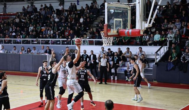 Sakarya Büyükşehir Konya Gelişim'i rahat geçti: 78-56