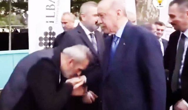 Yavuz Bingöl, Erdoğan'ın elini öptü