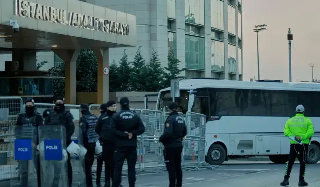 İBB'deki 4'üncü dalga operasyon: 45 kişi adliyede
