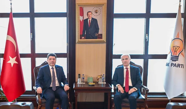 İktidardan ‘hukuk devleti’ ve ‘yeni anayasa’ vurgusu