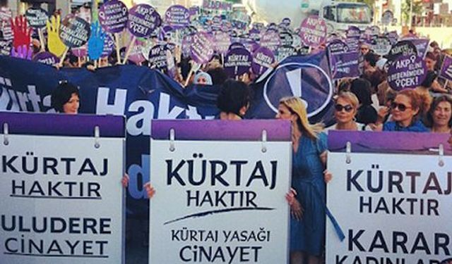 Prof. Dr. Bülent Duran kadınların kürtaj hakkını yazdı