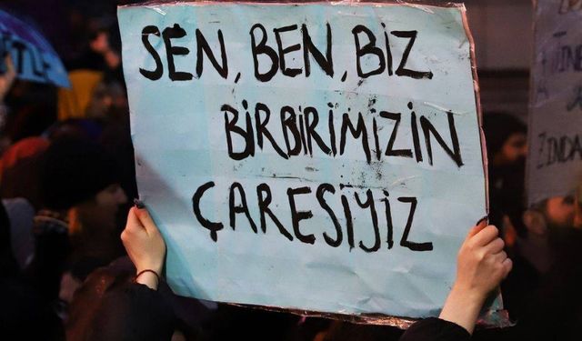 Nur: Feminizm dine değil, ataerkil yapıya karşı