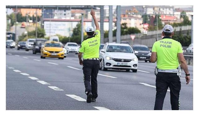 Trafik cezaları yılın ilk dört ayında 2024’ün yarısını geçti