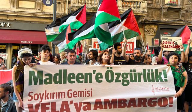 İsrail’in alıkoyduğu Madleen gemisiyle dayanışma eylemi