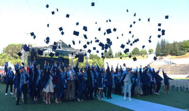 Sakarya Üniversitesi mezuniyet programı belli 0ldu