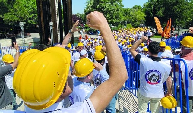 Kamu işçisine üçüncü zam teklifi: Yüzde 24 + enflasyon