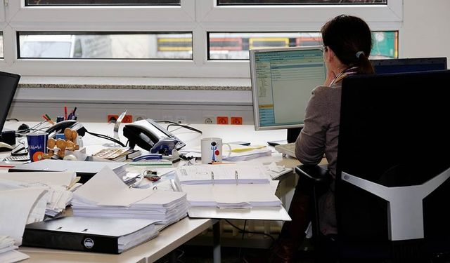 Kamuda doğum sonrası yarı zamanlı çalışma hakkı Resmî Gazete’de: Esneklik mi, güvencesizlik mi?