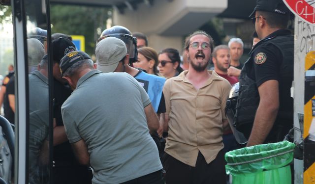 Suruç katliamı Ankara’da anıldı: Gençlere polis müdahalesi