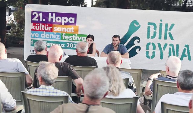 Hopa Festivali’nde tarikat ve cemaatler masaya yatırıldı