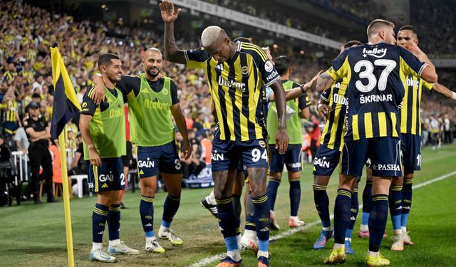Fenerbahçe, Kadıköy’de Kocaelispor’u 3-1’le geçti