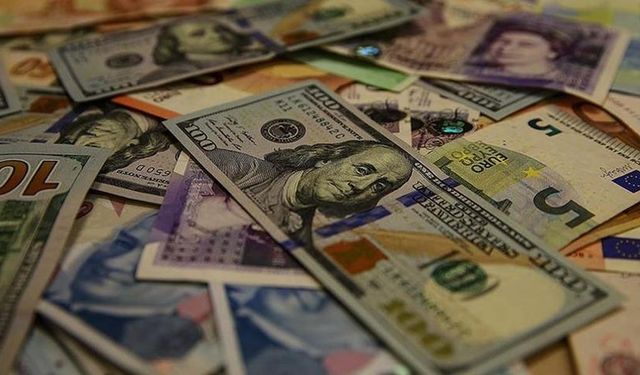 Döviz güne dalgalı bir seyirle başladı, Dolar ve Euro'da son durum