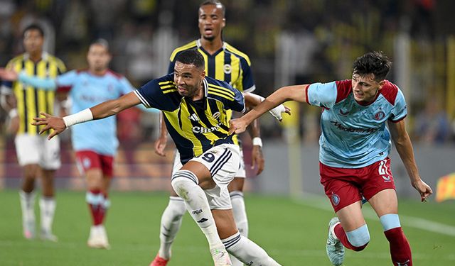 Fenerbahçe, Feyenoord’u 5-2 mağlup edip Şampiyonlar Ligi play-off biletini aldı!