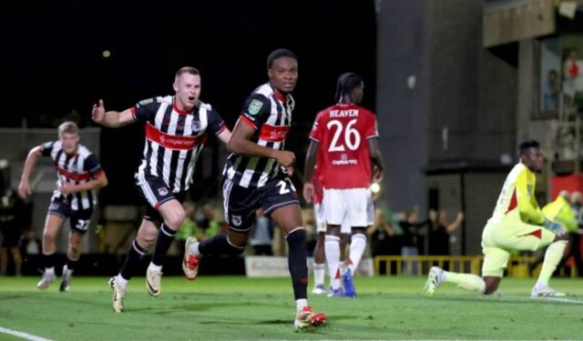 Manchester United 4.lig ekibine elendi
