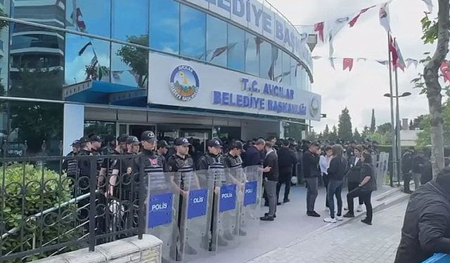 Avcılar Belediyesi’ne sabah operasyonu: Gözaltılar sürüyor