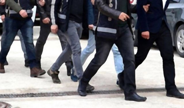 Dijital kumar ve dolandırıcılık operasyonu: 34 gözaltı, 14 tutuklama