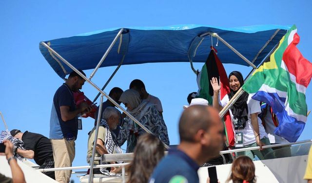 Küresel Sumud Filosu Gazze'ye doğru yola çıktı