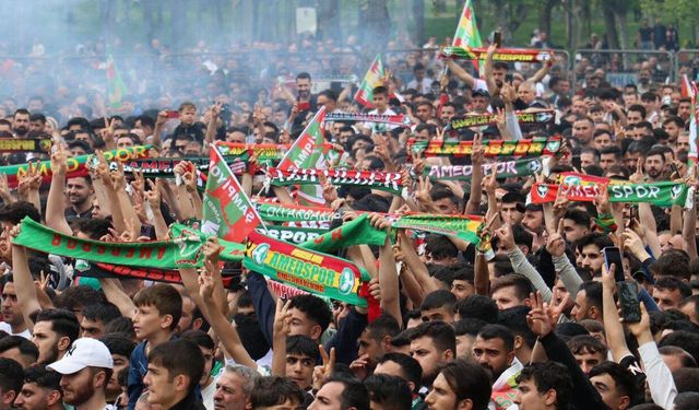 Amedspor'a Kürtçe slogan cezası