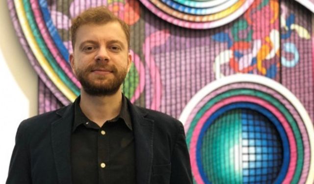 Akademisyen Emrah Gülsunar gözaltına alındı