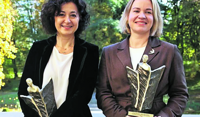 Ece Temelkuran’a Polonya’da insan hakları ödülü