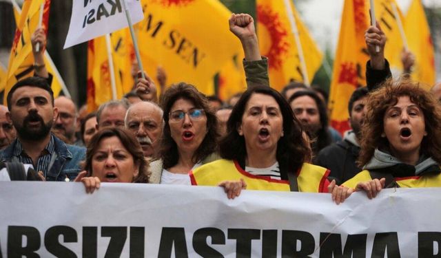 Eğitim Sen'den 5 Ekim mesajı: Mücadelemiz kararlılıkla sürüyor