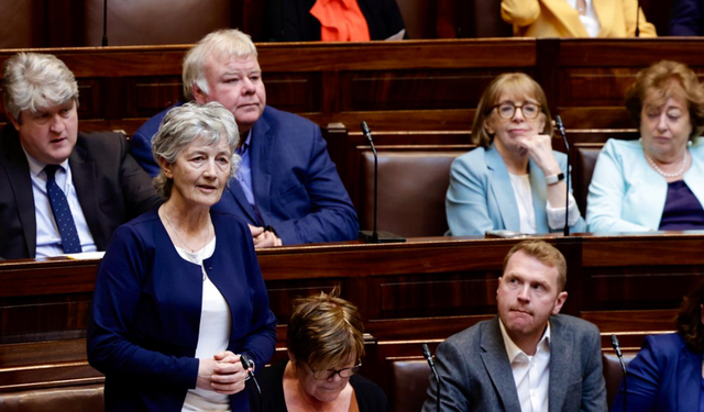 İrlanda’da tarih yazan zafer: Sol ittifakın adayı Catherine Connolly cumhurbaşkanı seçildi