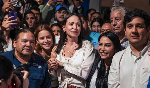 Nobel Barış Ödülü'nü Trump'a adadı