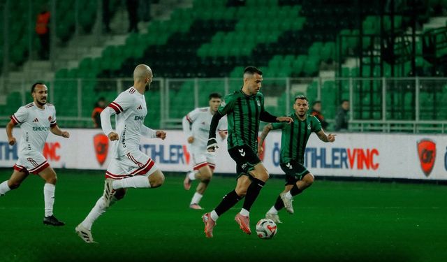 Sakaryaspor evinde 1 puana razı oldu