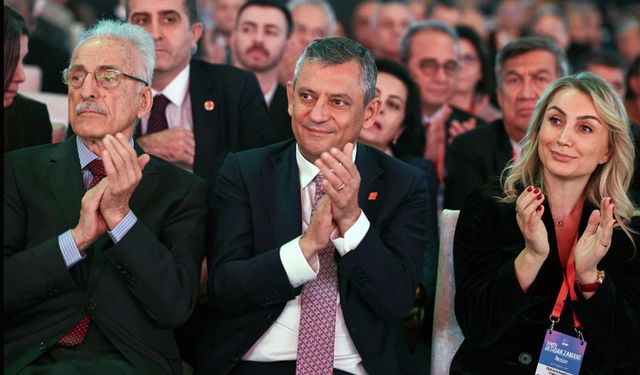 CHP'nin parti programı ve tüzüğünde neler değişti?