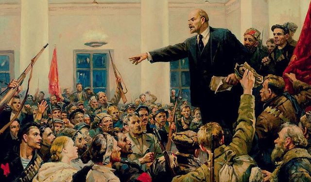 Ekim Devrimi 108 yaşında: Devrimin mirası yolumuzu aydınlatıyor
