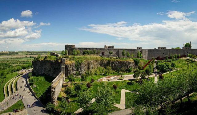 DEM Parti 5 kenti ‘Kadın Kenti’ ilan ediyor