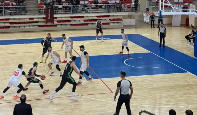 Büyükşehir Basketbol yoluna namağlup devam ediyor