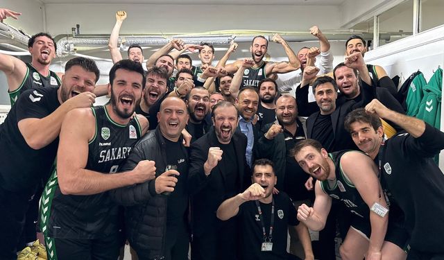 Namağlup lider Büyükşehir Basket, Kütahya engelini rahat aştı