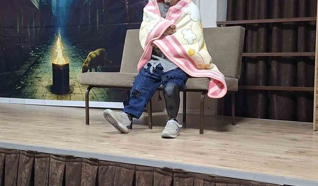 Ayvalıklı engelli oyuncudan 'Yalnız Bir Adamın Hikayesi'